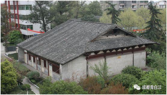 邓文迪以前就是个山东土妞，她咋就成了国际大富婆？就是靠和男人离婚吗？游戏画面