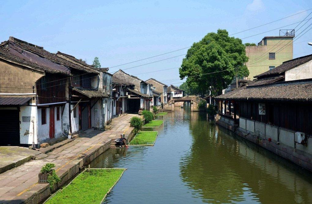 连媒：武磊、张琳芃淡出国足后谁接班？战新加坡不敢说有把握